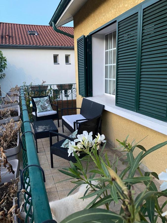 Apartamento Maison Lyon-Bron Eurexpo - Stadium Groupama Exterior foto